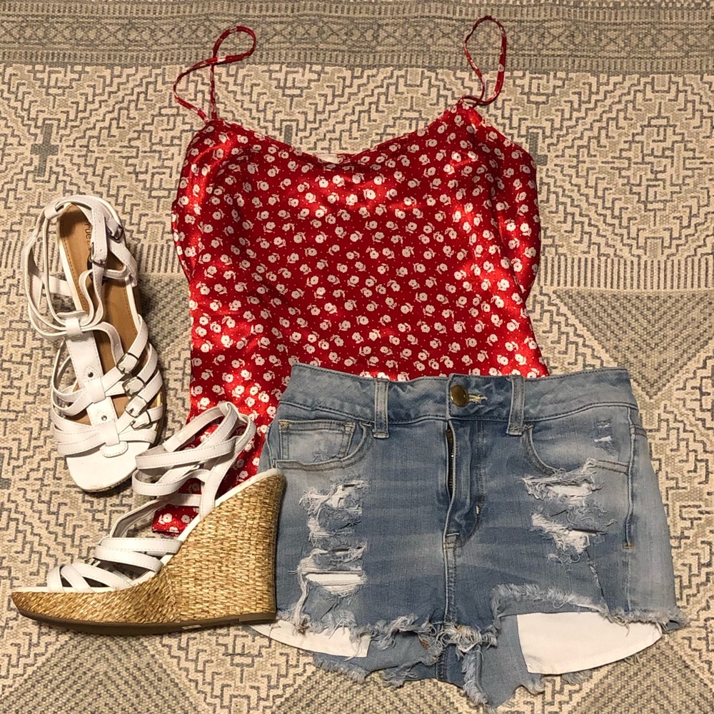 Red white floral cami tank with adjustable straps
